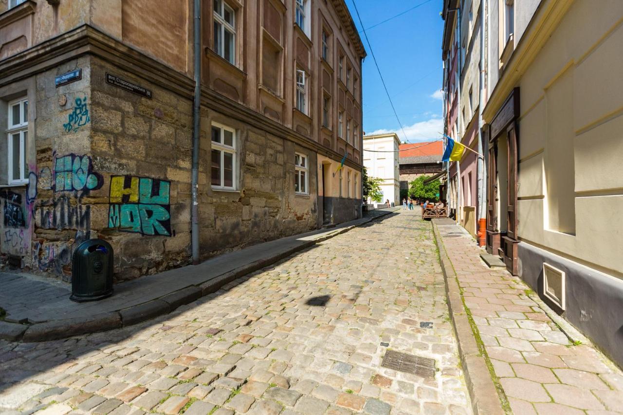Квартира На Вулиці Федорова 29 Біля Площі Ринок Підвальна Lviv Bagian luar foto